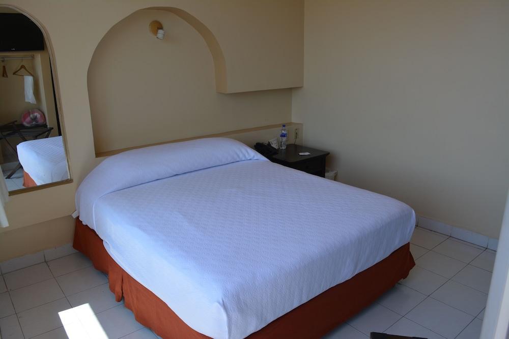 Hotel Del Parque Ciudad del Carmen Zewnętrze zdjęcie